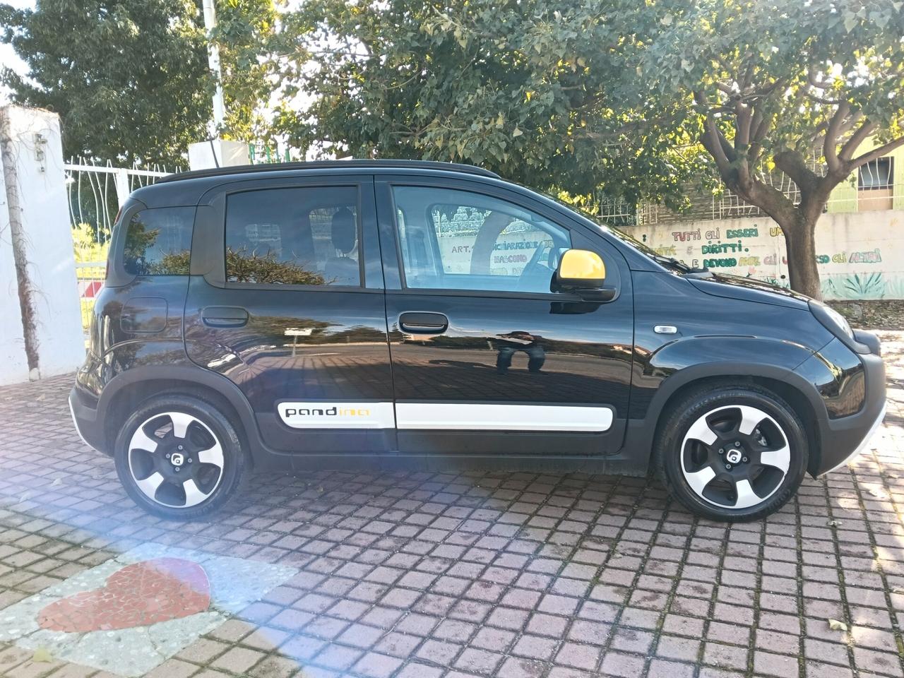 Fiat Panda 1.0 FireFly S&S Hybrid Pandina 2025
