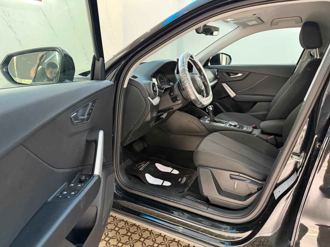 Audi Q2 35 TDI S tronic Identity Black