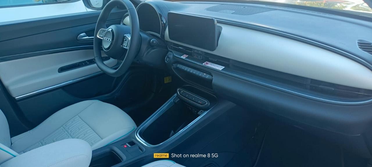 Fiat 600 Hybrid 136 CV DCT MHEV La Prima