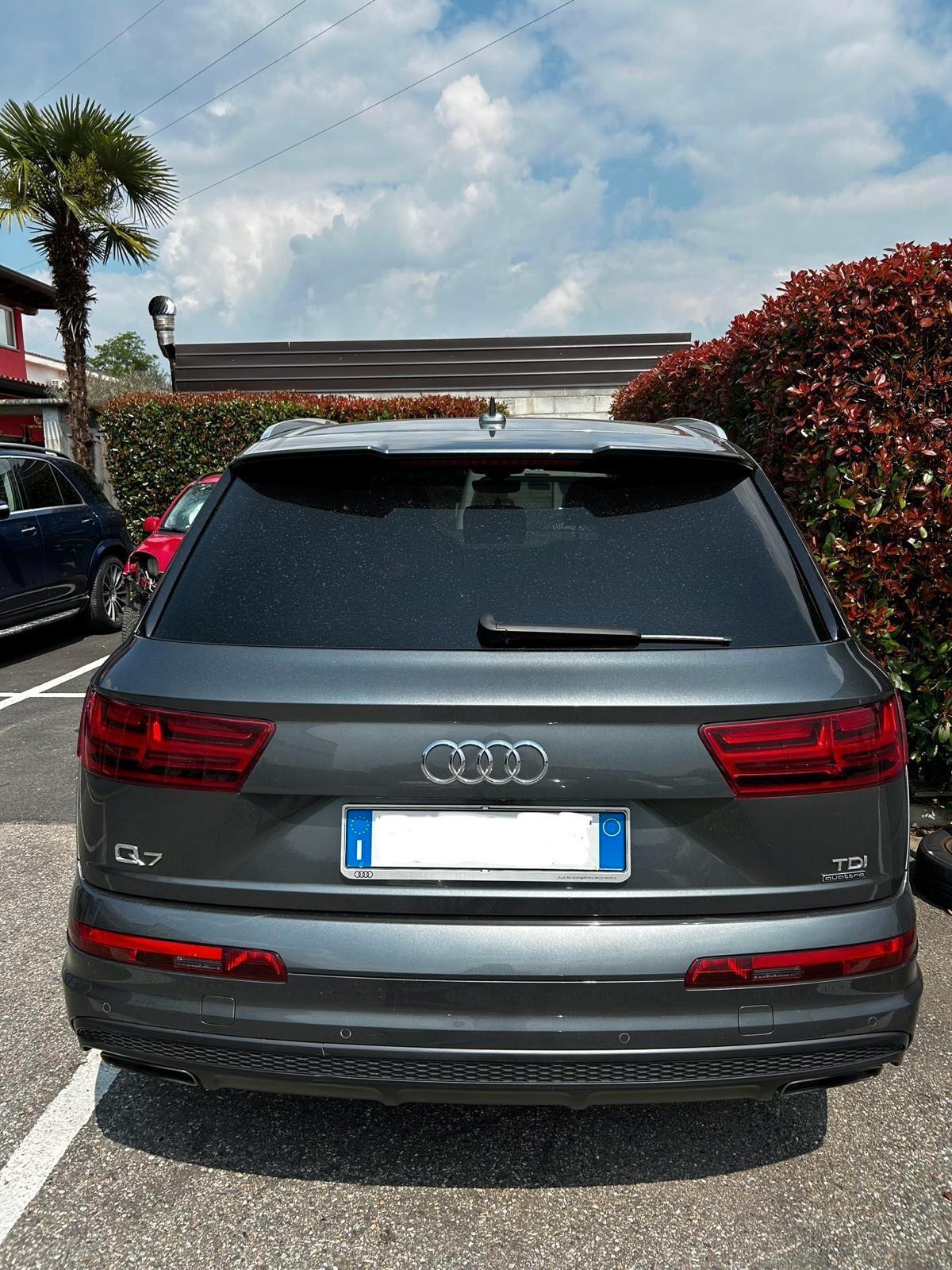 Audi Q7 3.0 TDI 272 CV quattro tiptronic s line 7 posti