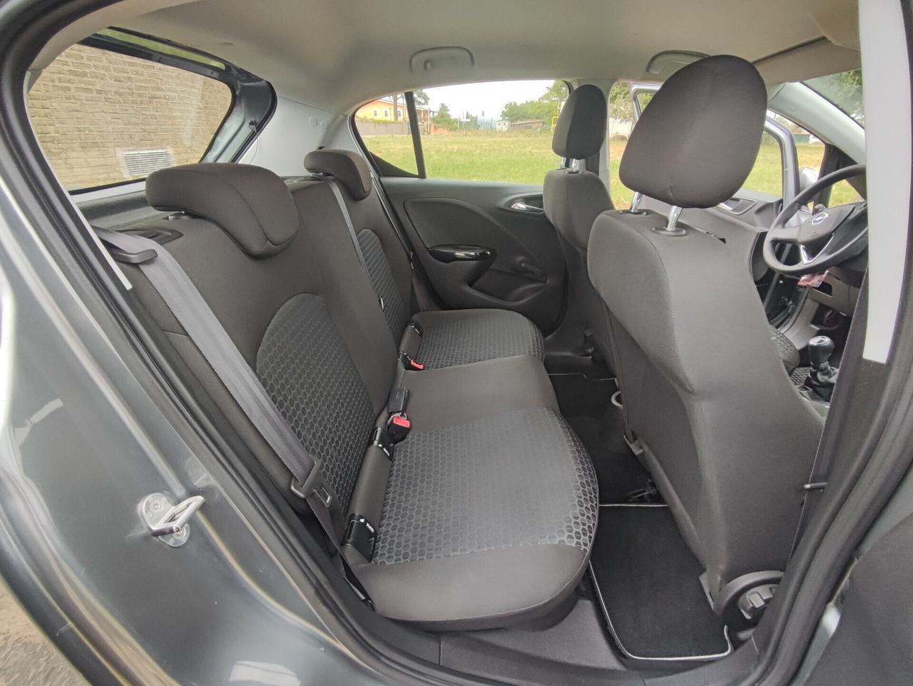 Opel Corsa 1.2 5 porte b-Color