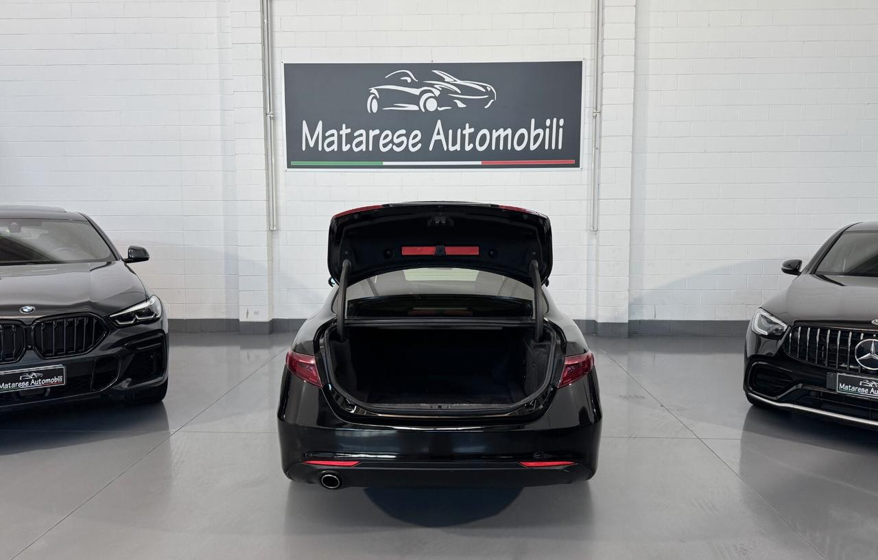 Alfa Romeo Giulia 2.2cc 150cv Automatica Bluetooth Finanziabile