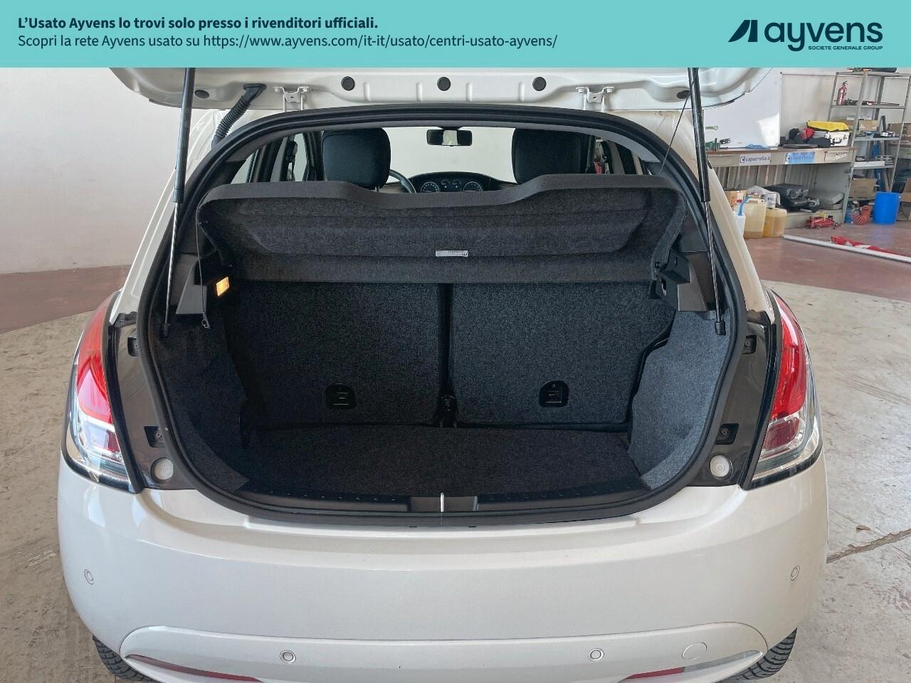 Lancia Ypsilon 1.0 FireFly 5 porte S&S Hybrid Gold
