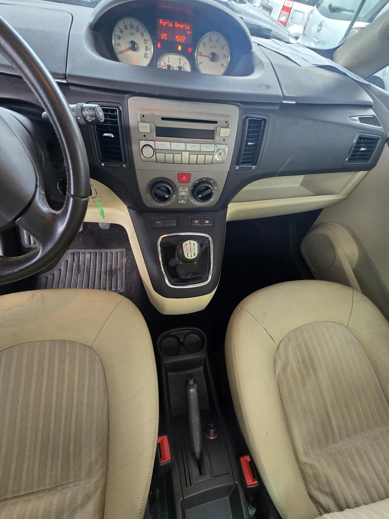 Lancia MUSA 1.3 Multijet 16V 90 CV Platino Plus