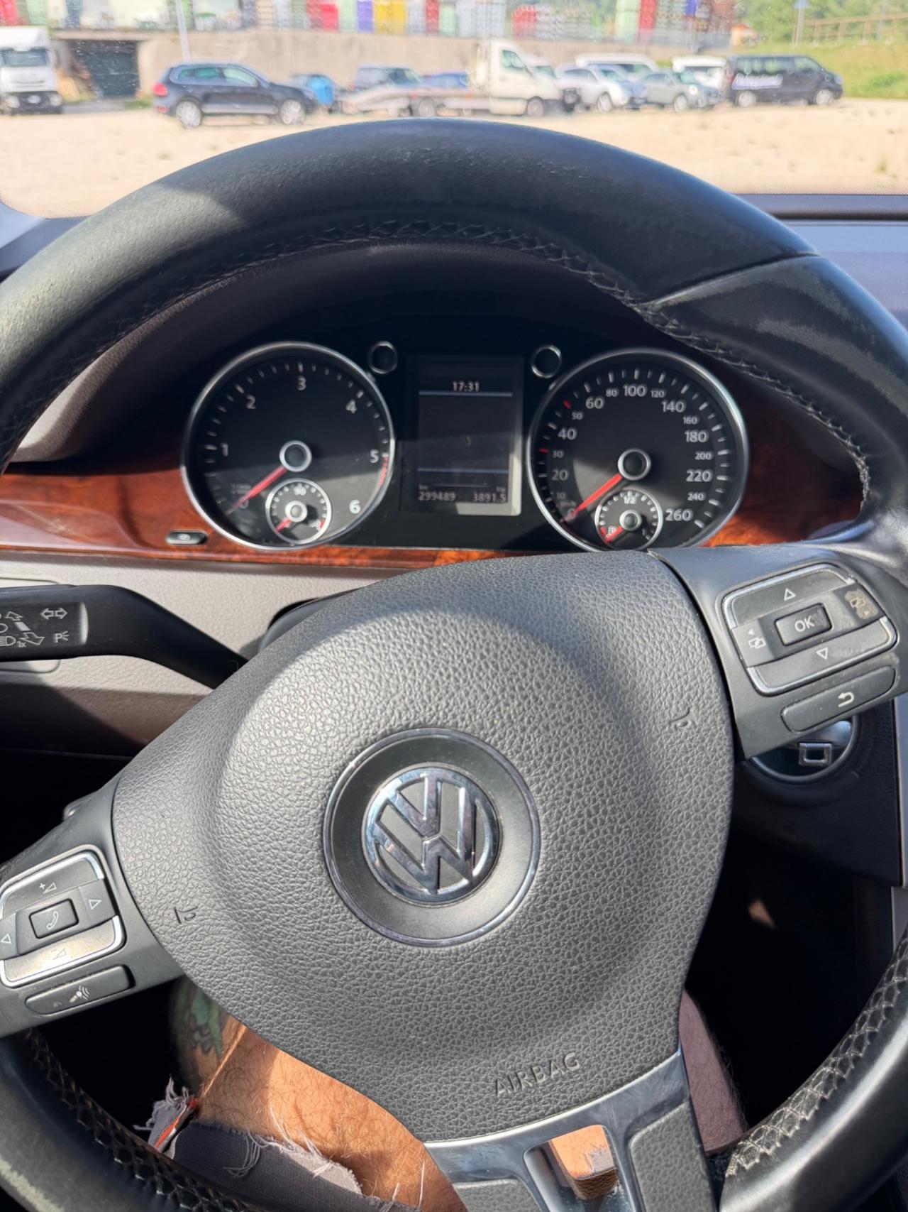 Volkswagen Passat Var 2.0 TDI 170CV DSG Highline
