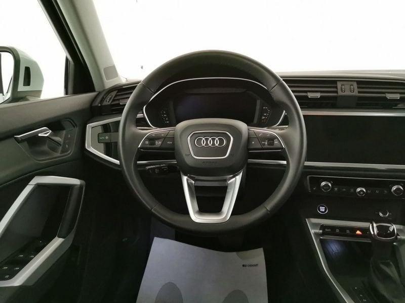 Audi Q3 Sportback 35 2.0 tdi S line edition s-tronic