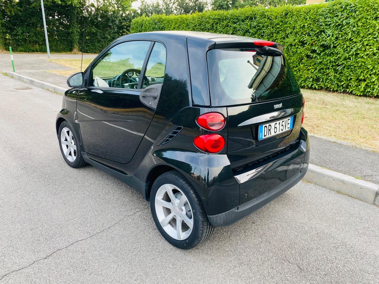 Smart ForTwo 1000 52 kW coupé pure