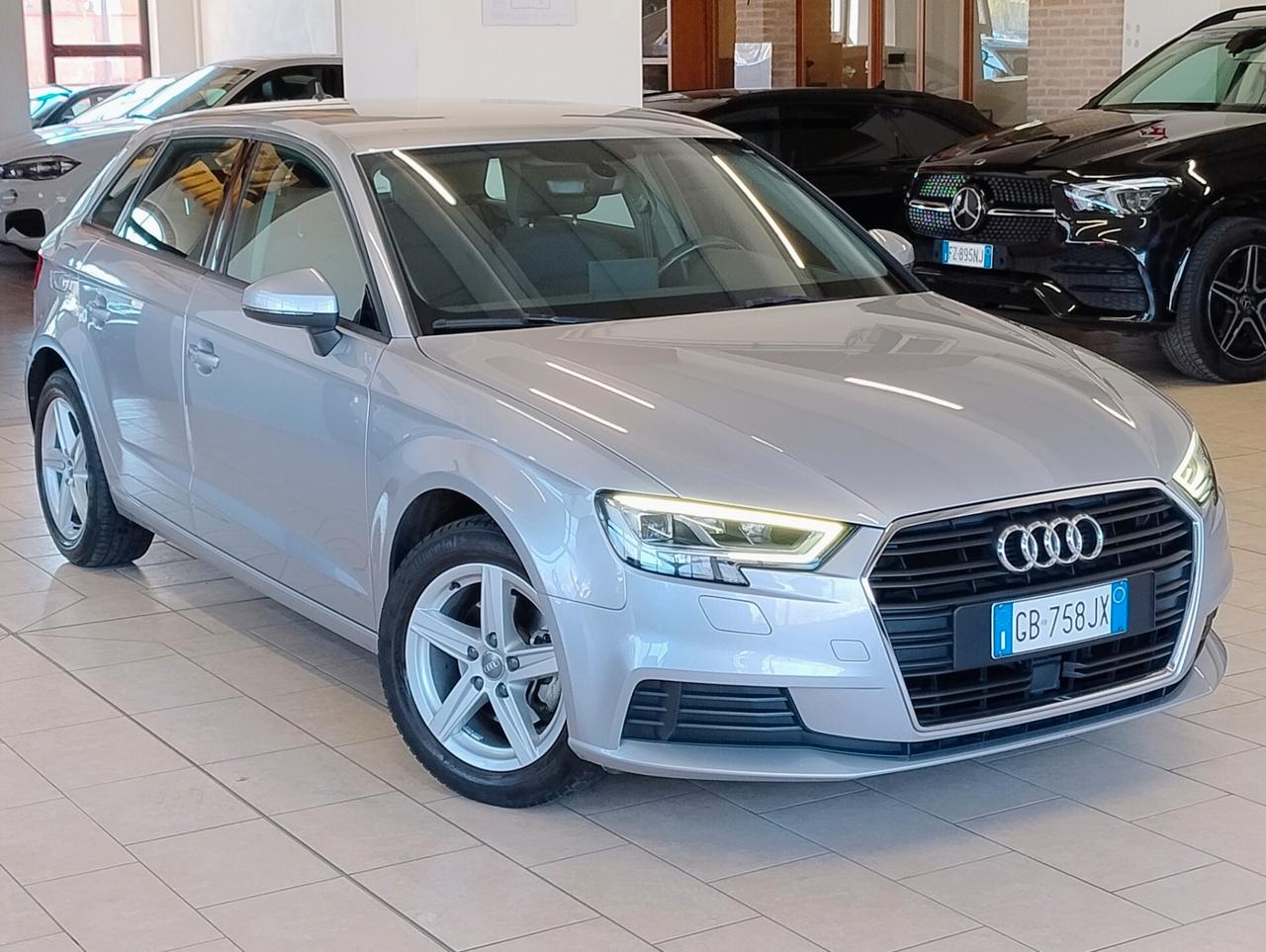 AUDI A3 SPORTBACK 30 1.6 TDI FULL LED ACC