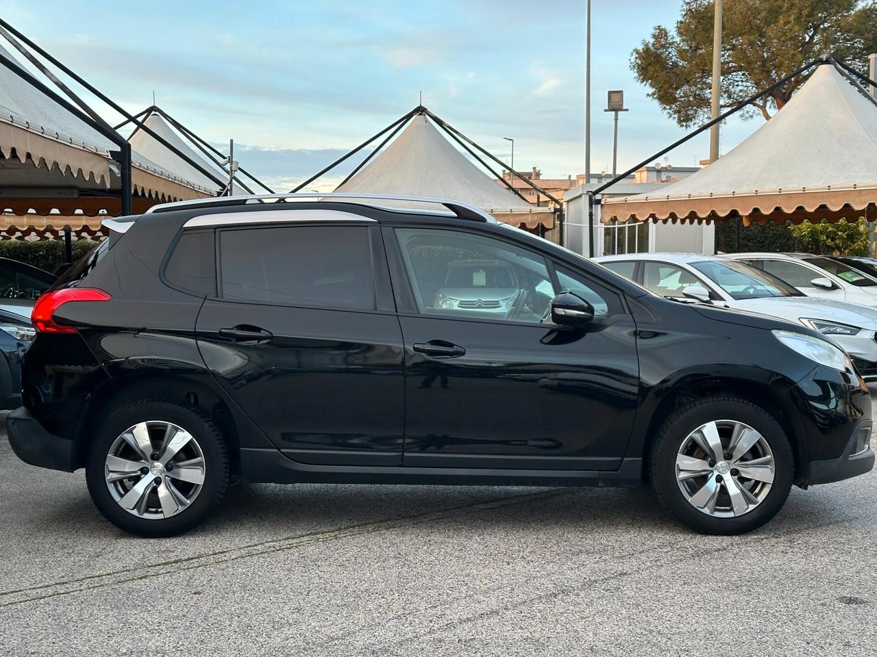 PEUGEOT 2008 PureTech 82 Active