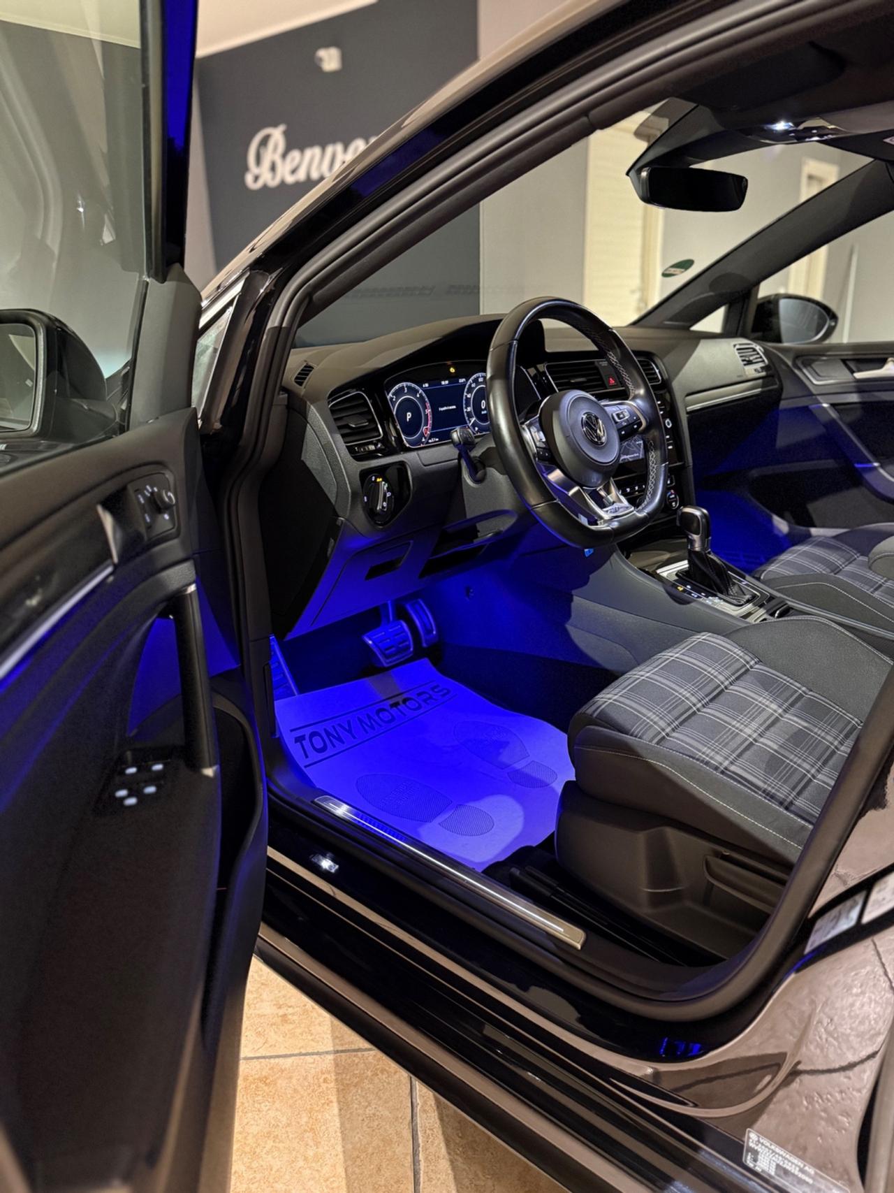 Golf GTD 2.0 TDI 184CV TOTALBLACK