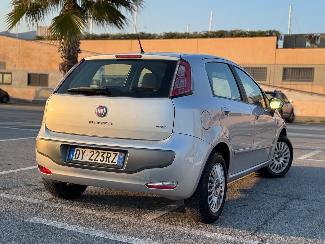 FIAT PUNTO EVO 1.4 BENZINA GPL 12 MESI DI GARANZIA