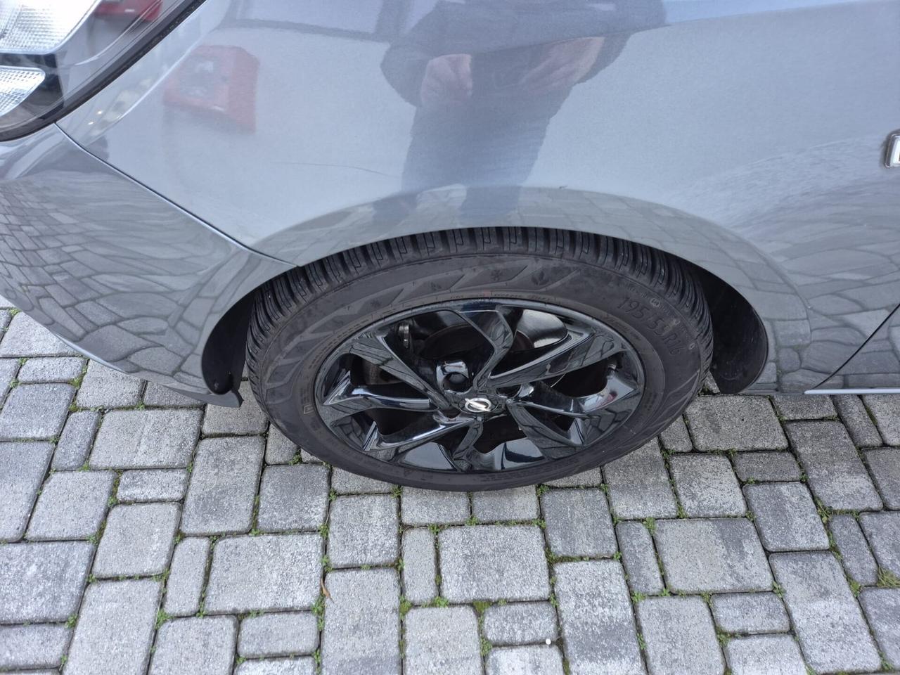 Opel Corsa 1.3 DIESEL - CAMBIO AUTOMATICO