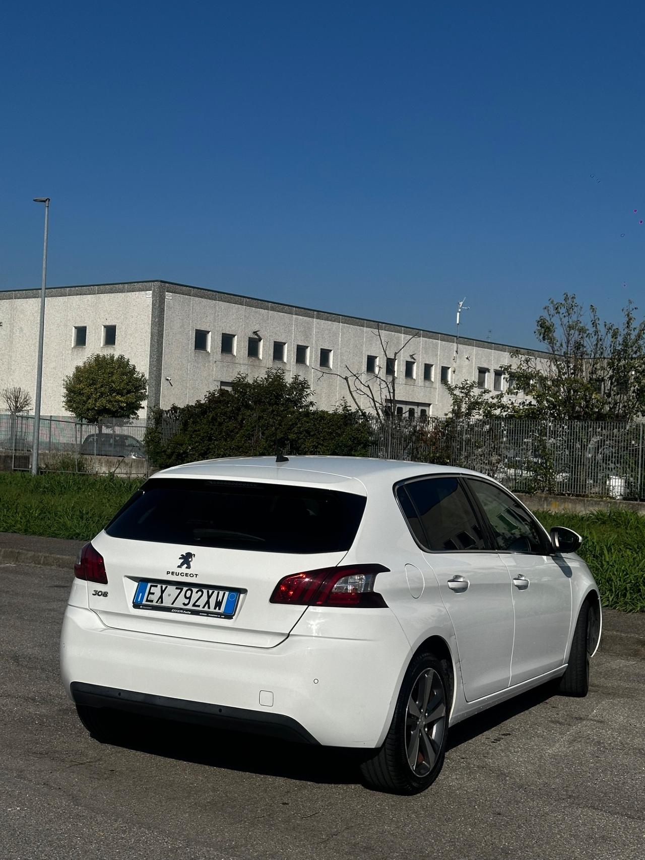 Peugeot 308 1.6 e-HDi 115 CV Stop&Start GT Line