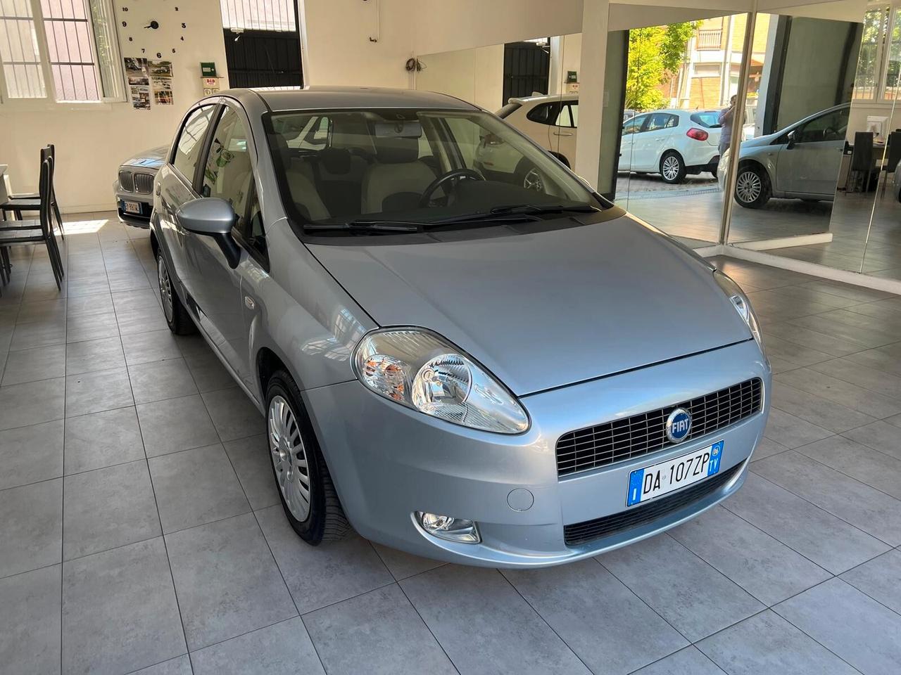 Fiat Grande Punto 1.4 OK NEOPATENTATI
