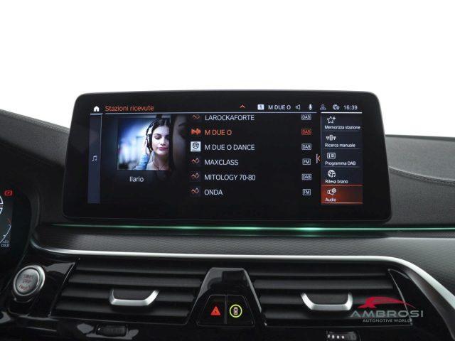 BMW 520 Serie 5 d 48V xdrive MSport auto