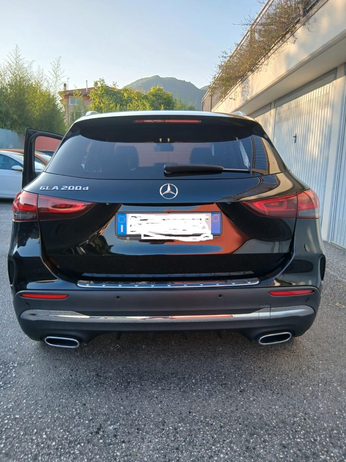 Mercedes-benz GLA 200 GLA 200 d Automatic Sport Plus POSSIBILITA' DI GARANZIA EUROPEA FINO A 60 MESI!!!