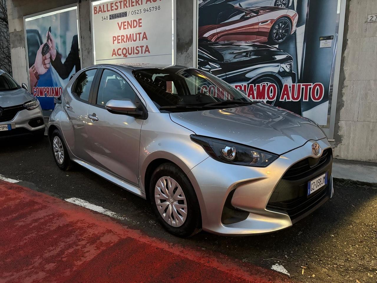 Toyota Yaris 1.5 Hybrid 5 porte Active