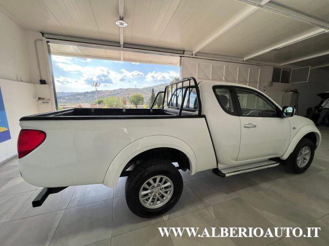 MITSUBISHI L200 2.5 DI-D/136CV 2 PORTE 4 POSTI