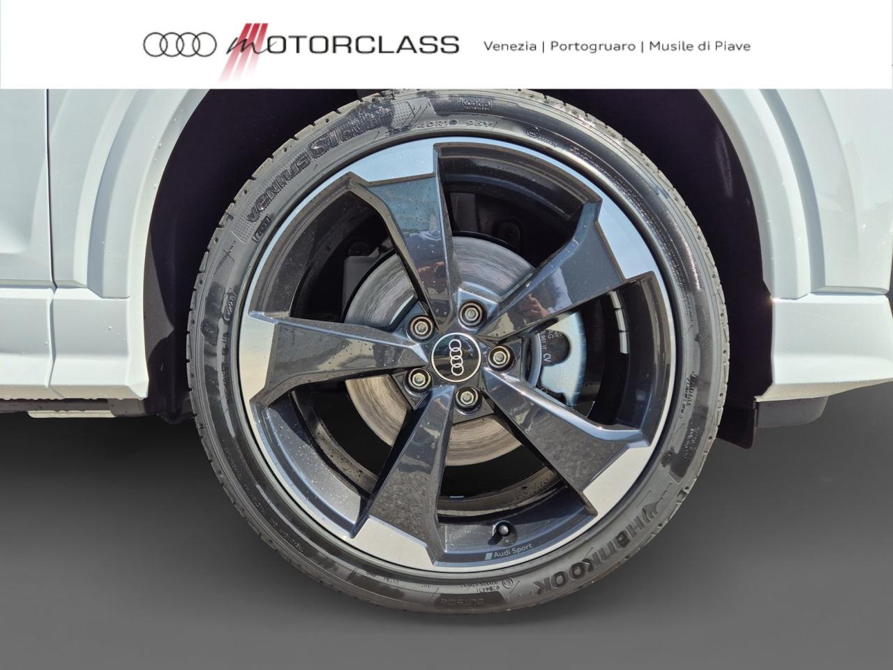 Audi Q2 40 2.0 tfsi identity black quattro s tronic