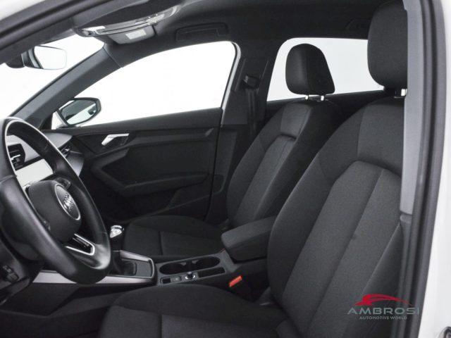 AUDI A3 30 TDI Business Advanced