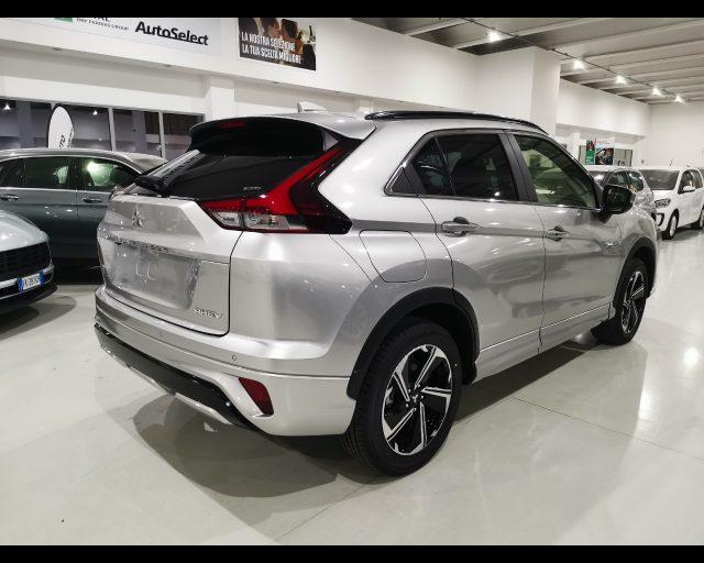 MITSUBISHI Eclipse Cross 2.4 MIVEC 4WD PHEV Diamond SDA