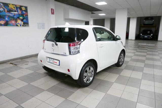 TOYOTA iQ 1.0 CVT Lounge