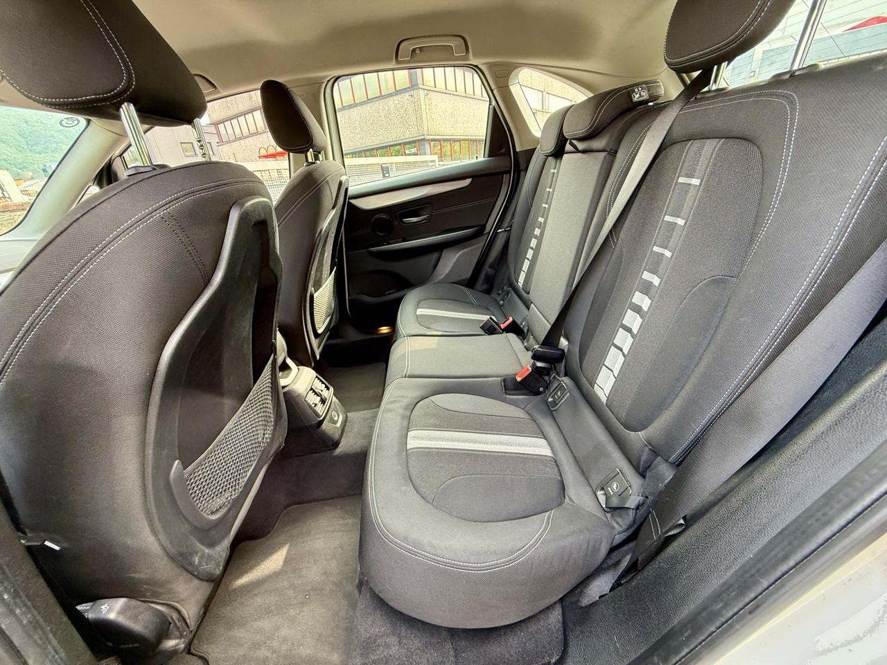 BMW 218i Active Tourer 136Cv OK NEOPATENTATI