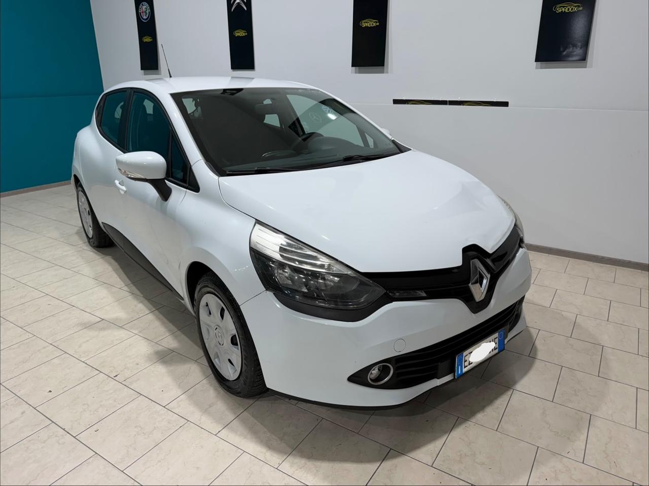 RENAULT CLIO 2015 GPL FINO AL 2035