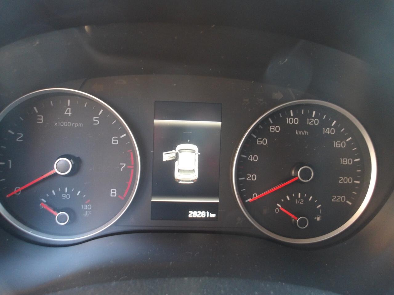 KIA STONIC 1.0 HYBRID-RETROC-28.000 KM-2021