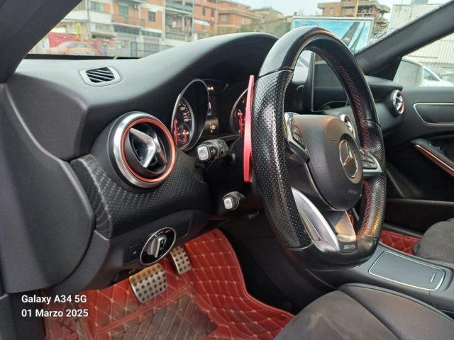 MERCEDES-BENZ A 180 d Automatic Premium