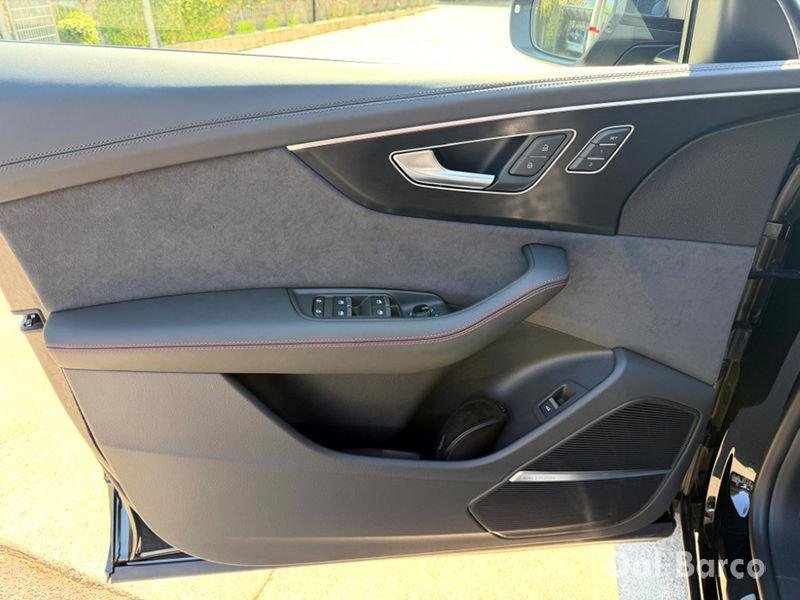 Audi RS Q8 RSQ8 Performance