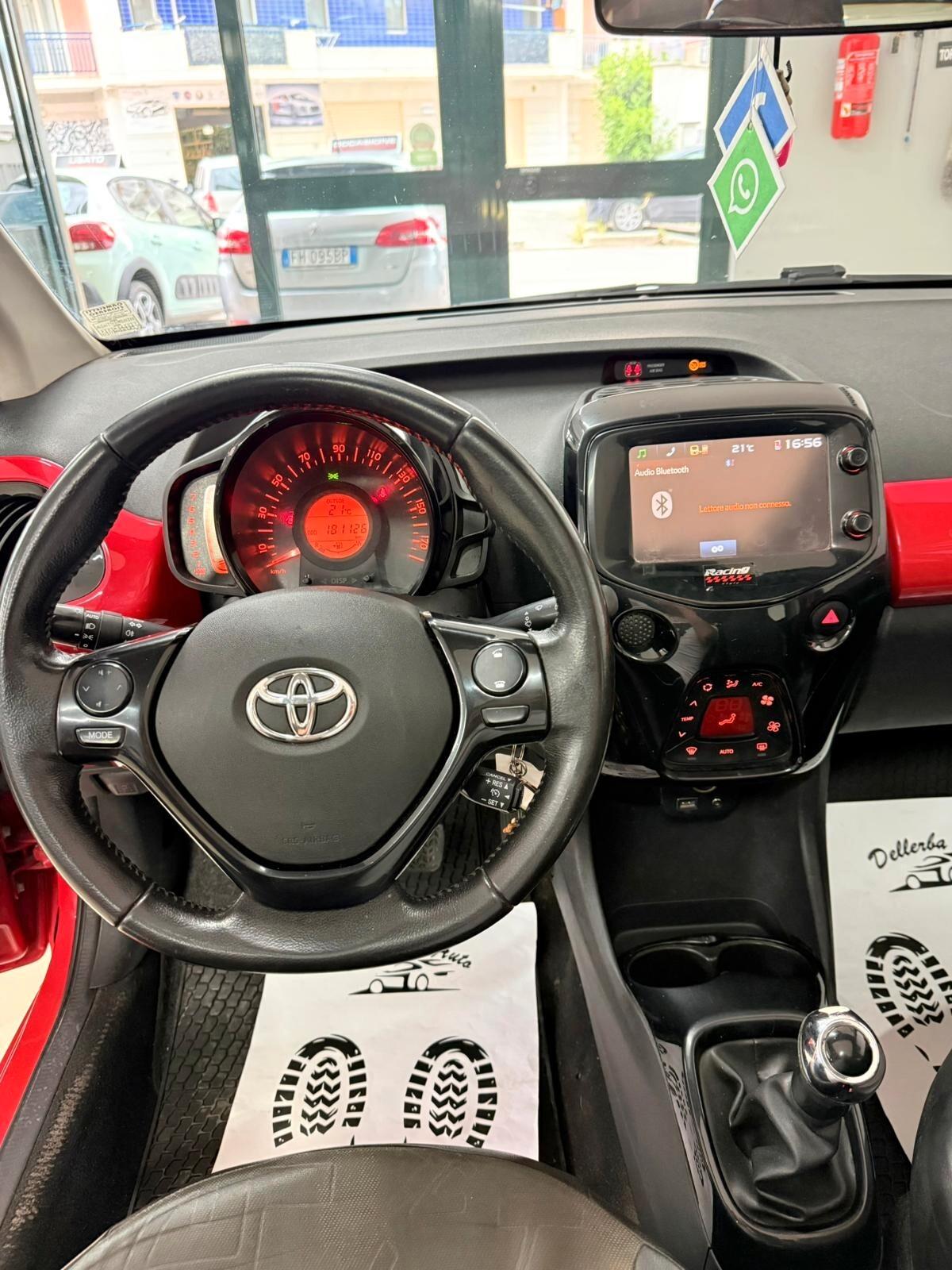 Toyota Aygo 1.0 VVT-i 69 CV 5 porte x-pure