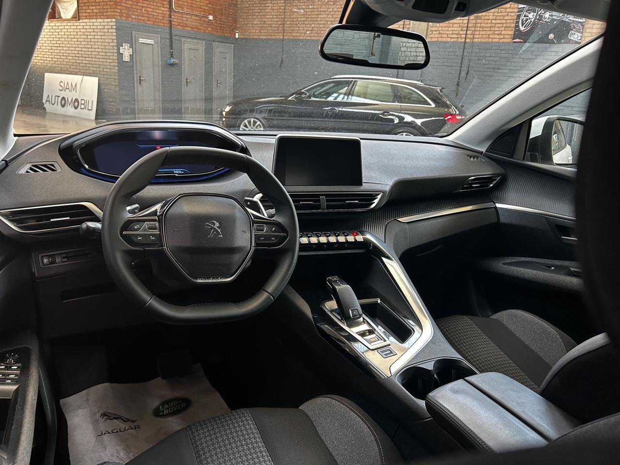 Peugeot 3008 BlueHDi 130 EAT8 sport neopatentati