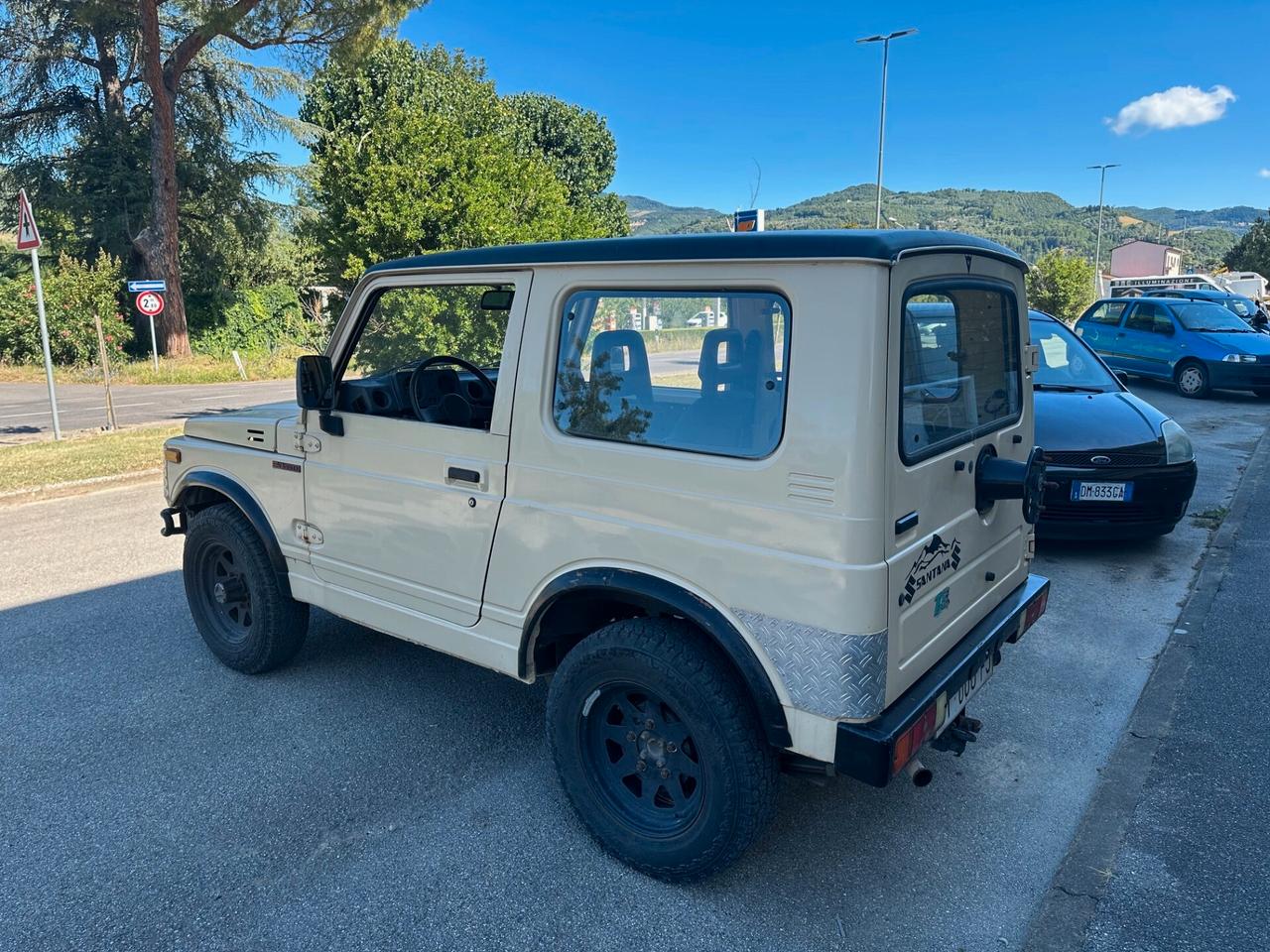 Suzuki SJ 410 SJ410 Berlina Sport