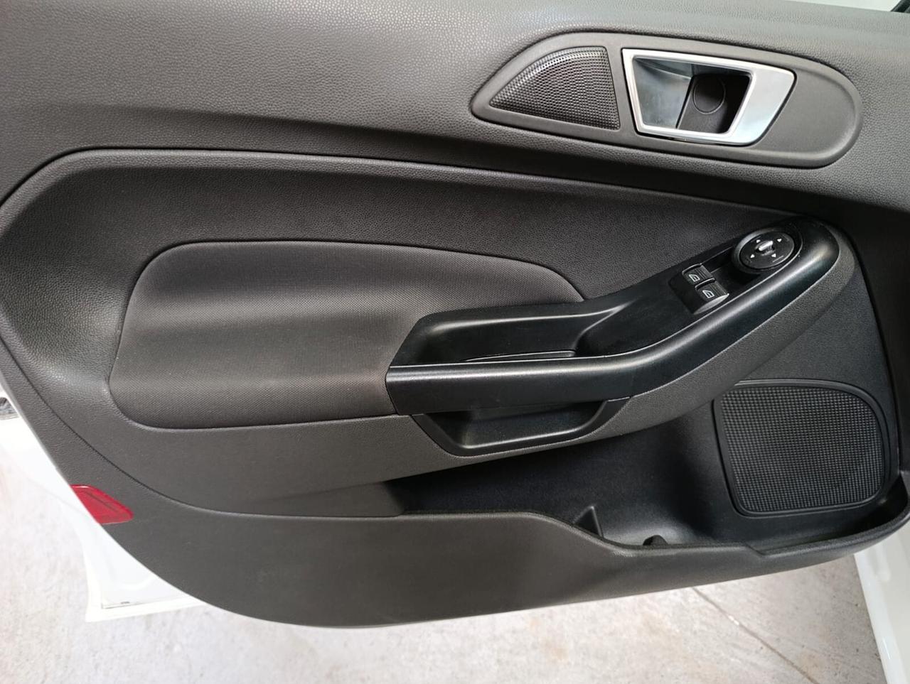 Ford Fiesta 1.2 80CV 5 porte