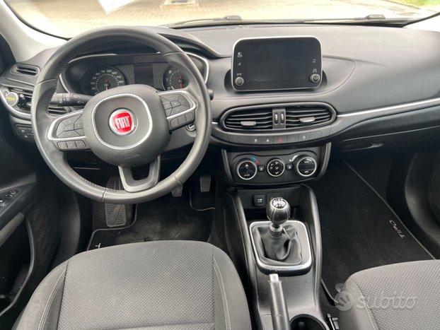 Fiat Tipo 1.6 Mjt S&S 5 porte Easy Business