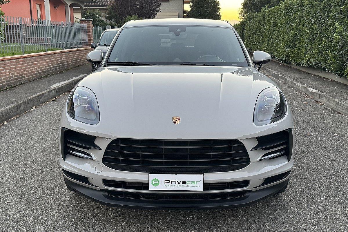 PORSCHE Macan 2.0