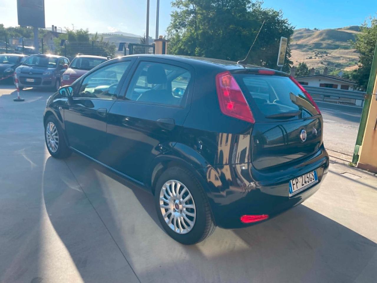 Fiat Punto 1.3 MJT II S&S 95 CV 5 porte Street
