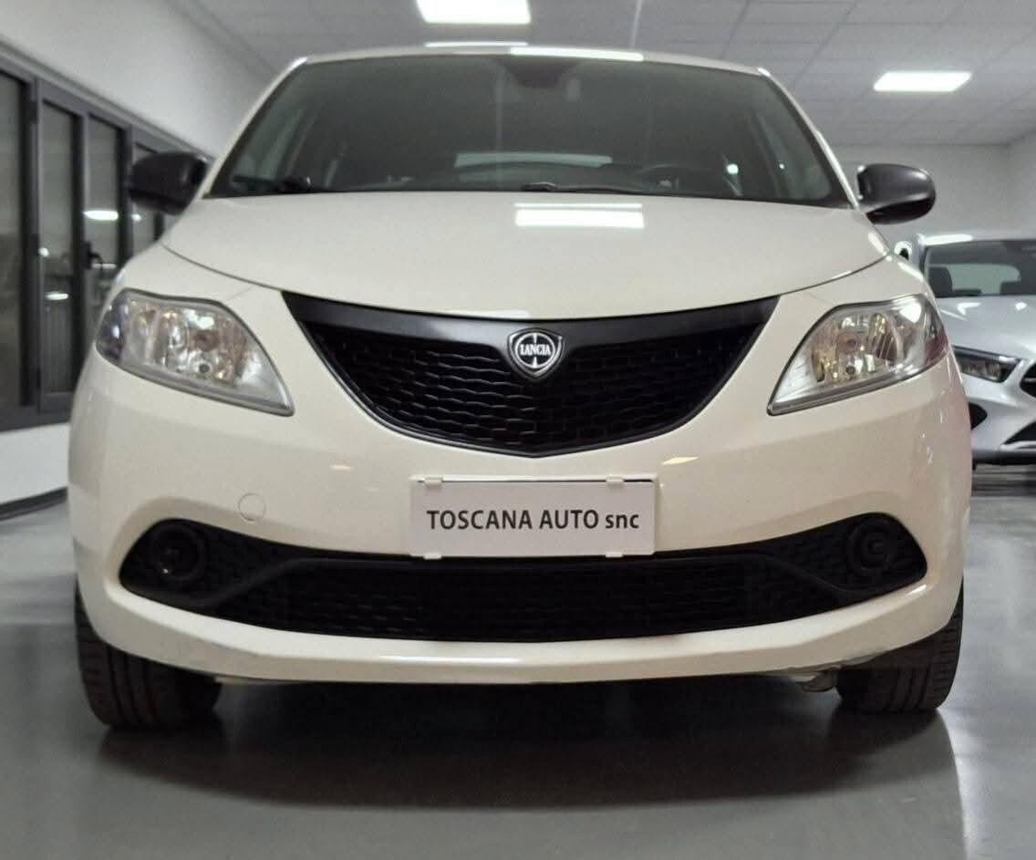 Lancia Ypsilon 1.2 69 CV 5 porte S&S Gold