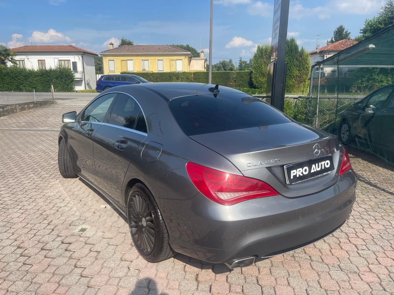 Mercedes-benz CLA 220 CLA 220 CDI Automatic Premium