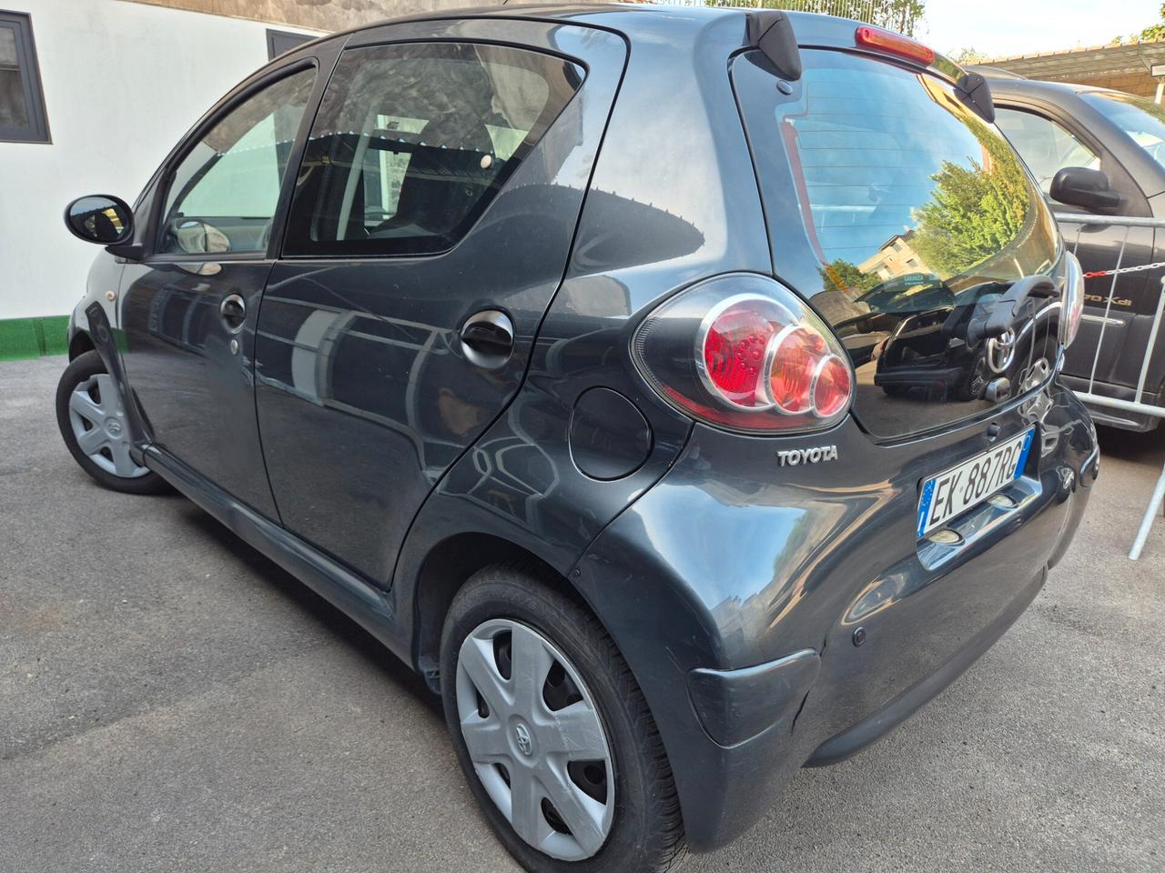 Toyota Aygo 1.0 BENZ RESTAILING ACCESSORIATA 2013