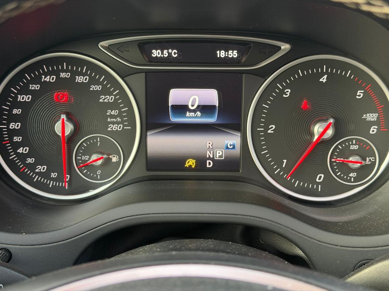Mercedes-Benz 200 D Sport next #50363