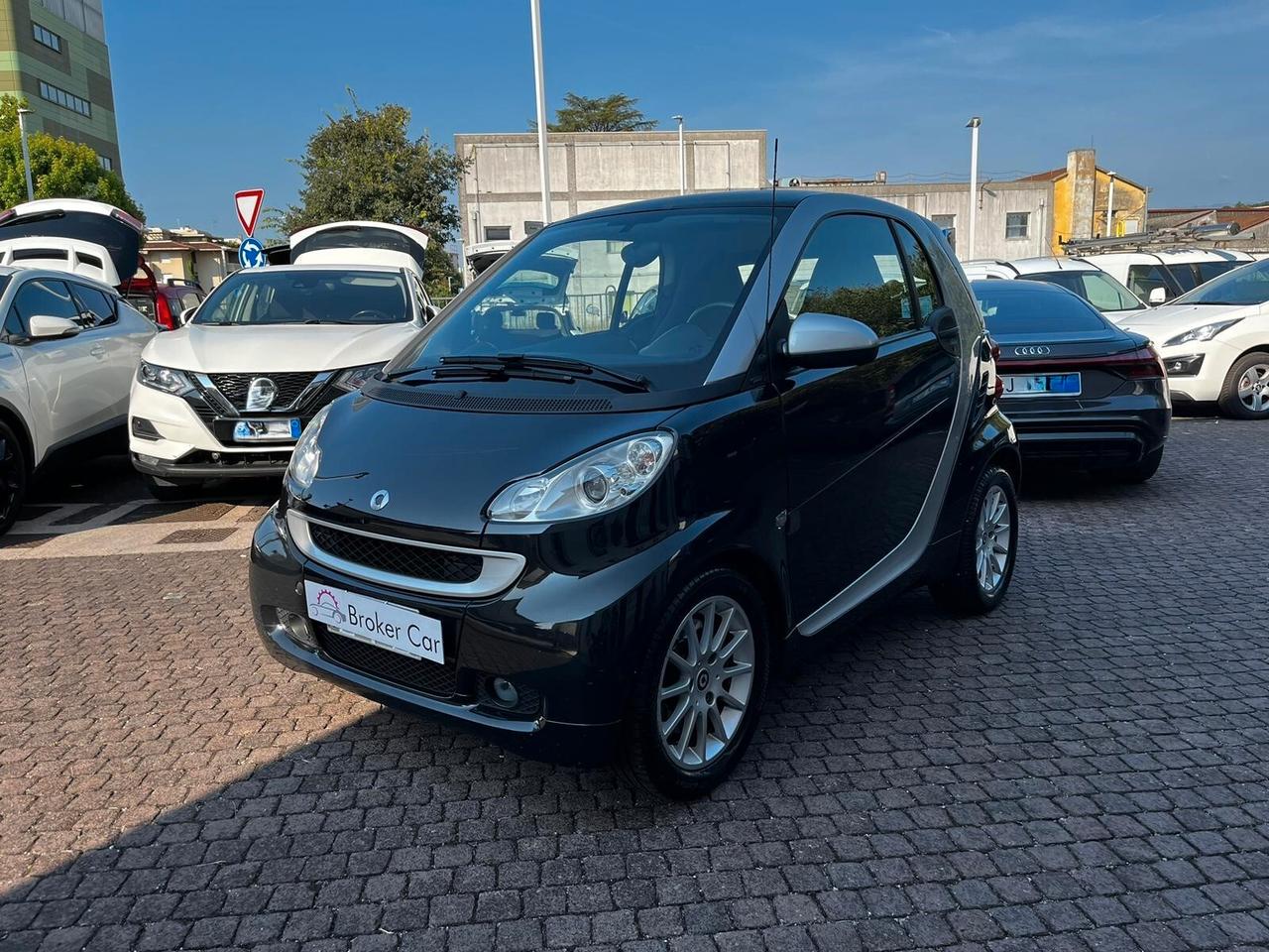 Smart ForTwo 1000 52 kW coupé pure