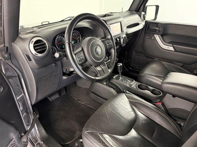 JEEP Wrangler Unlimited 2.8 CRD DPF Sahara Auto E6