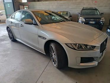 Jaguar XE 2.0 D 180 CV AWD aut. Portfolio