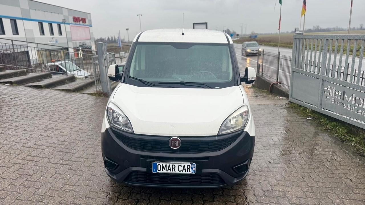 Fiat Doblo 1.6 MJT 2016 3 POSTI