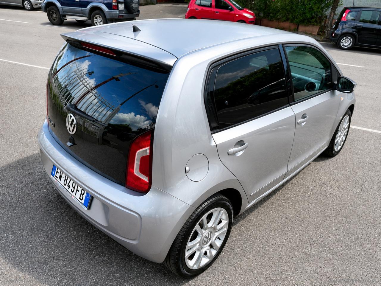 VOLKSWAGEN 1.0 5p. eco high up! BMT VW ECO UP! HIGH METANO 5 PORTE