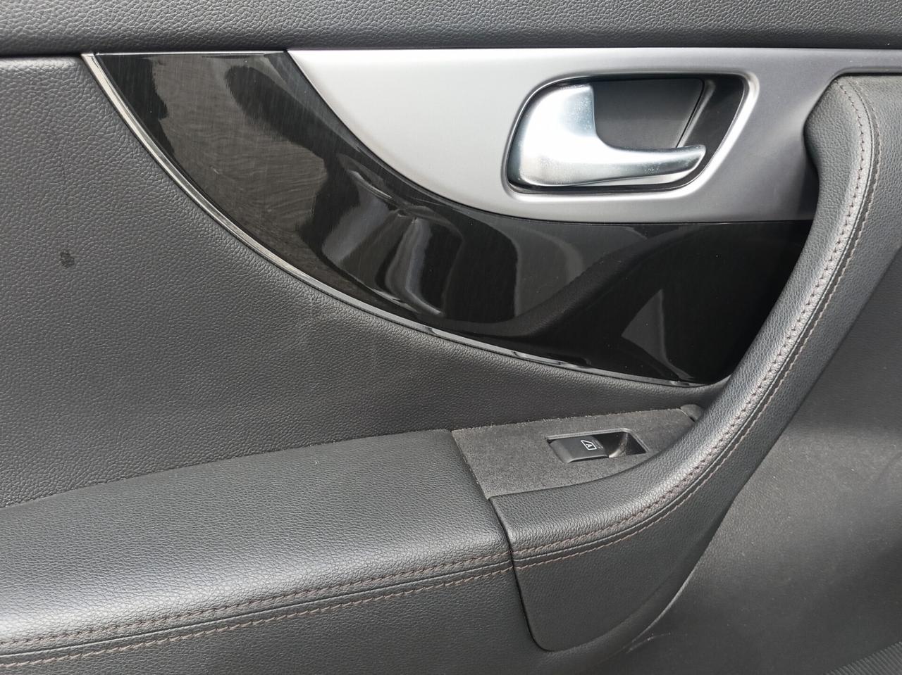 Infiniti FX FX30d GT