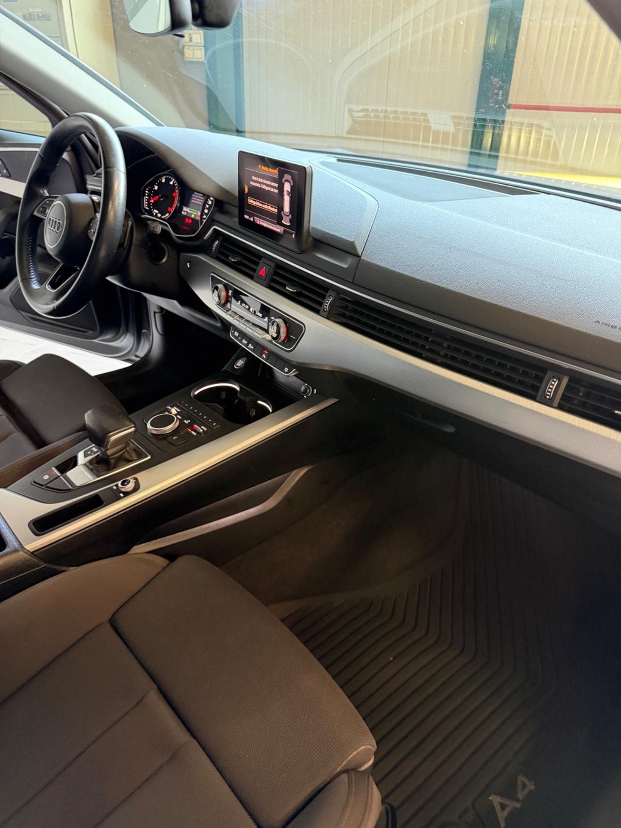 Audi A4 AVANT 2.0 TDI 35 FULLOPT UNICOPR EURO6B
