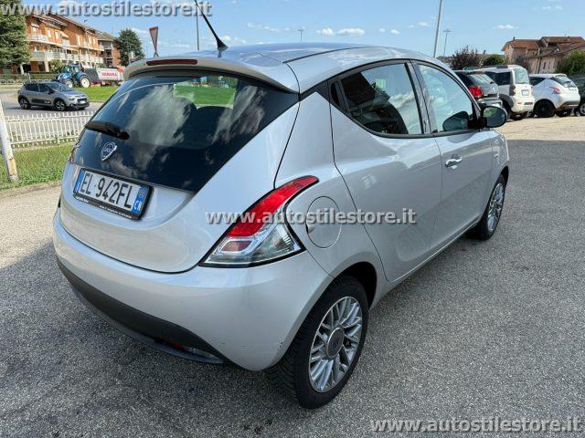 LANCIA Ypsilon 1.2 69 CV 5 porte S&S Gold